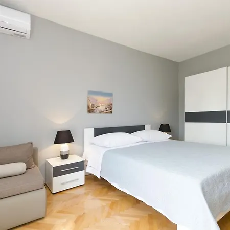 Apartments Cozy Studio Vodice Apartment *